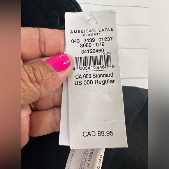 American Eagle Curvy Hi-Rise Next Level Stretch Distressed Black Jegging - Picture 13 of 16